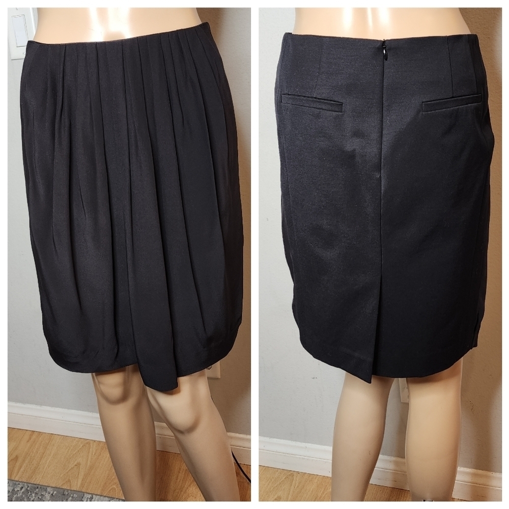 KUHO Black Pleated Silk Cotton Skirt. Estimated size XS/S.